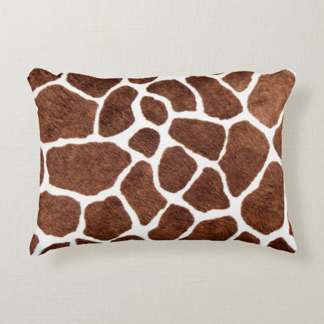Giraffe spots decorative cushion (Front)