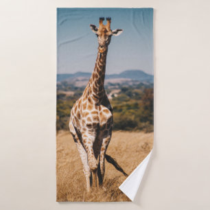 GIRAFFE SURROUNDED BY BROWN GRASS BATH TOWEL