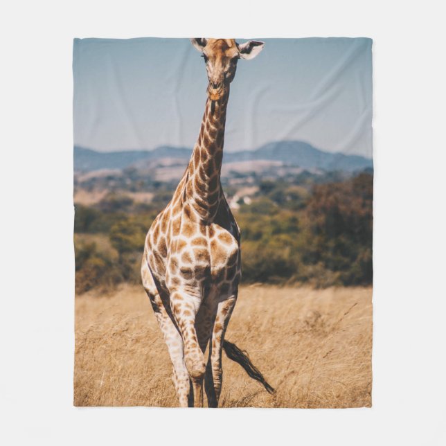 GIRAFFE SURROUNDED BY BROWN GRASS FLEECE BLANKET (Front)