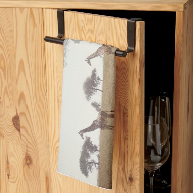 Giraffe Tea Towel (Thirds Fold)