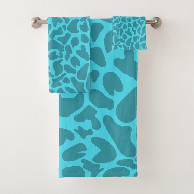 Giraffe Teal Skin Pattern Wild animal print Bath Towel Set (Insitu)