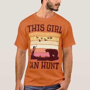 Girl Hunter Retro Wild Animal Hunt Nature Bear Hun T-Shirt