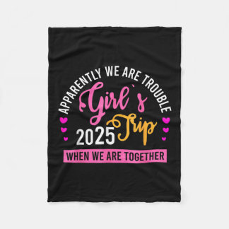 Girl’s Trip 2025 Summer Beach Weekend Vacation Wom Fleece Blanket