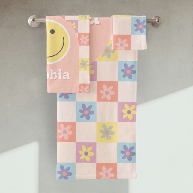 Girls Cute Groovy Pink Retro 70s Kids Monogram Bath Towel Set (Creator Uploaded)