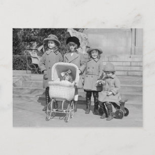 Girls Day Out, 1922 Postcard