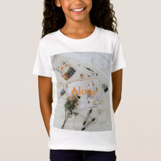 Girls tishirt looking good T-Shirt