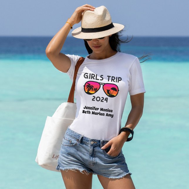 Girl's Trip 2024 Customisable Colours and Text T-Shirt (Creator Uploaded)