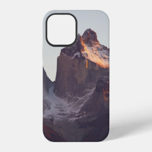 GLACIER MOUNTAINS DURING DAY iPhone 12 CASE
