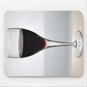 Glass of red wine mouse mat
