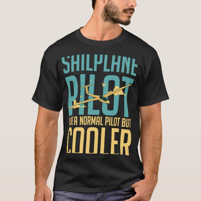 Glider Plane Pilot Flying Sailplane Training Fligh T-Shirt (Front)