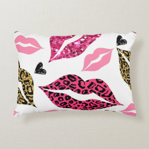 Glittering Lips: Leopard Fashion Pattern Decorative Cushion
