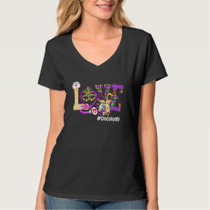 Gnome Love Oncology Nurse Funny Mardi Gras Carniva T-Shirt