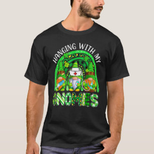Gnome St Patricks Day Hanging With My Gnomies Nurs T-Shirt
