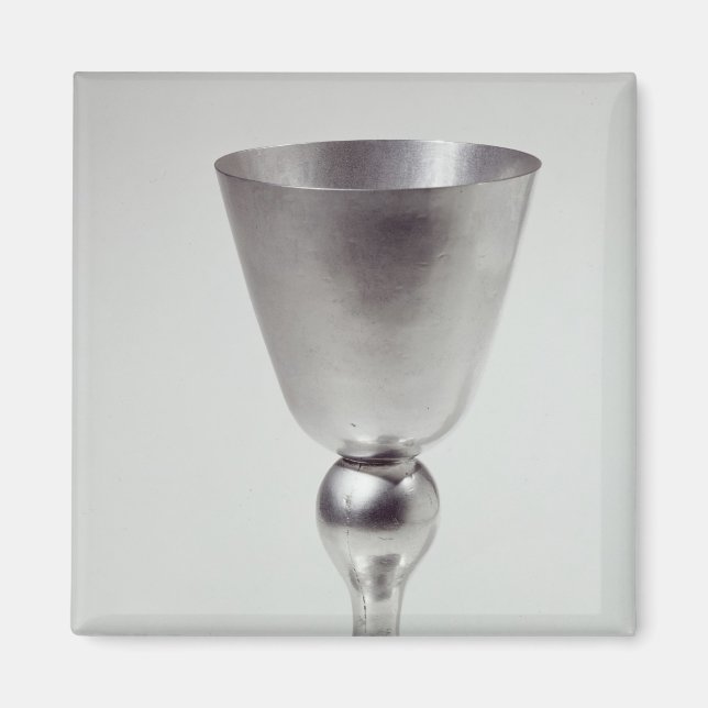 Goblet or wine cup, South American Magnet (Front)