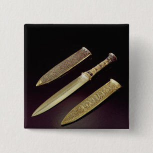 Gold dagger and sheath 15 cm square badge