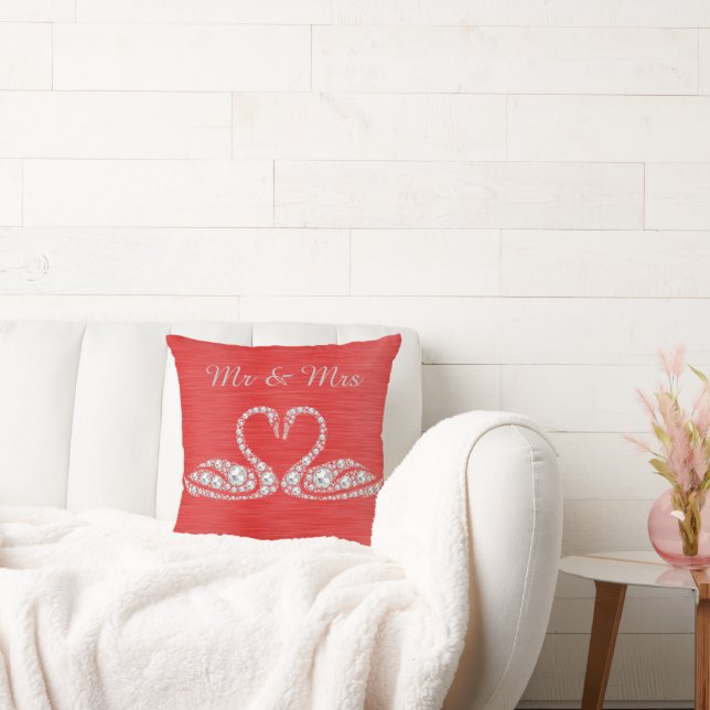 GOLD DIAMOND SWAN CUSHION WEDDING RED (Couch)