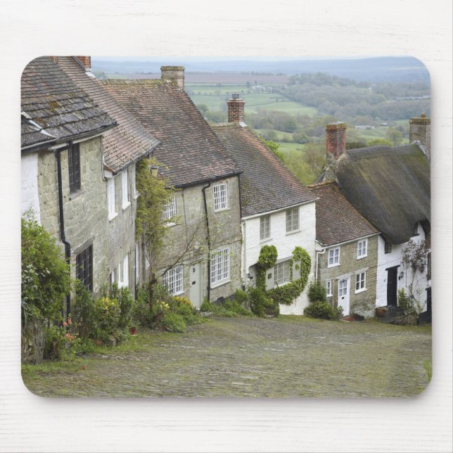 Gold Hill, Shaftesbury, Dorset, England, United Mouse Mat (Front)
