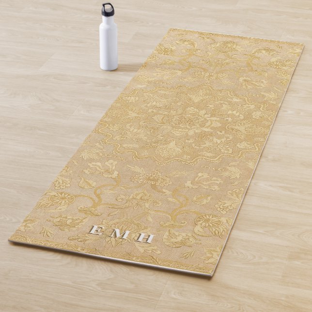 Gold Medallion Personalised Gold Stripe Yoga Mat (In Situ)