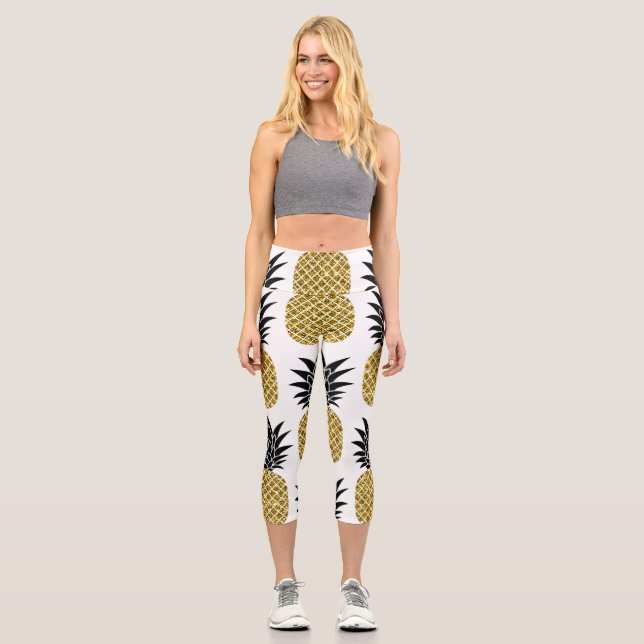 Gold Pineapples: Hand-Drawn White Seamless. Capri Leggings (Front)