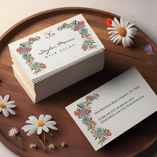 Gold Scissor Floral Wreath Hair Stylist White Business Card (Gold Scissor Floral Wreath Hair Stylist White Business Card)