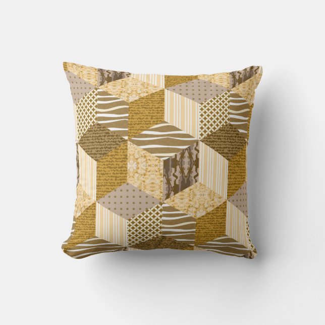 Gold seamless patchwork pattern. vintage illustrat cushion (Front)