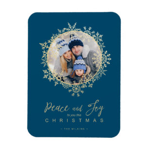 Gold Snowflakes Merry Christmas Round Family Photo Magnet