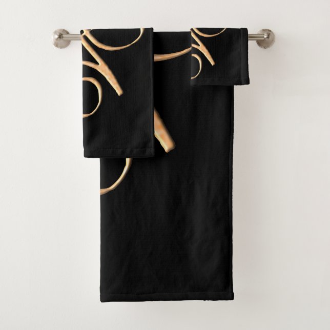 Gold Unconditional Love Bath Towel Set (Insitu)