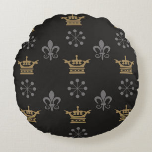 Golden Crowns On Black Wallpaper, seamless pattern Round Cushion