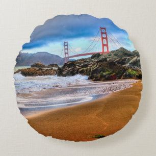 Golden Gate Bridge at sunset Round Cushion