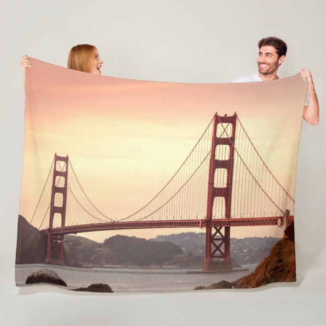 GOLDEN GATE BRIDGE FLEECE BLANKET (In Situ)