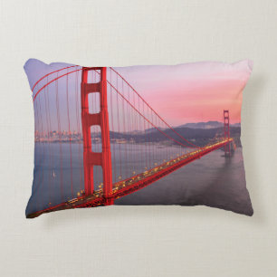 Golden gate bridge throw pillow