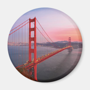 Golden gate bridge throw pillow magnet