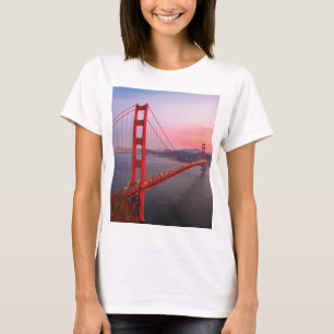 Golden gate bridge throw pillow T-Shirt