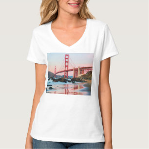 Golden gate bridge throw pillow T-Shirt