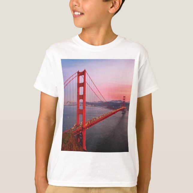 Golden gate bridge throw pillow T-Shirt (Front)