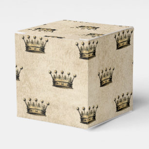 Golden Grunge Regal Crown Favour Box