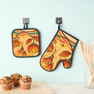 Golden Horizon Bloom Oven Mitt & Pot Holder Set