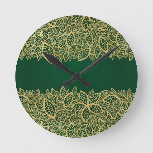 Golden leaf lace on green background round clock (Front)