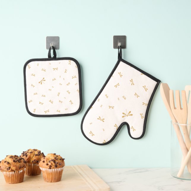 Golden magic words oven mitt & pot holder set (Insitu(Hanging))