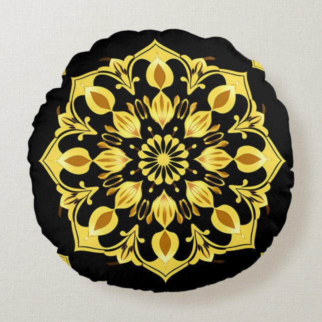 Golden Mandala Design With Symmetrical Patterns Round Cushion (Front)