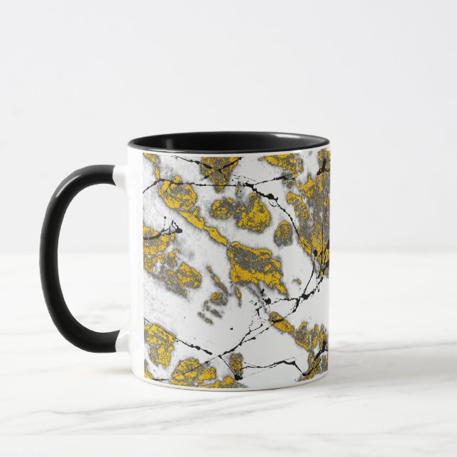 Golden marble with black veins pattern mug (Left)