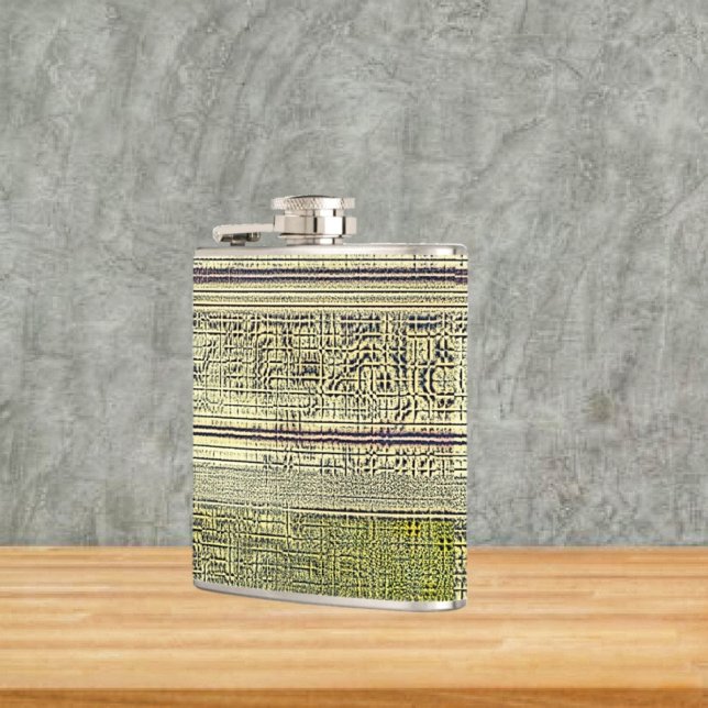 Golden Panes Hip Flask (The unusual patterns in this Golden Panes Hip Flask design, exude elegance, and style!)