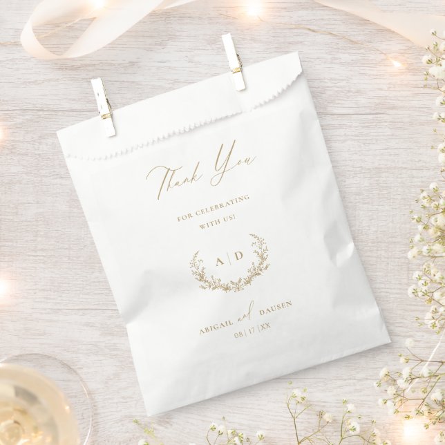 Golden Paper Favour Bags Wedding Thank you (Clipped)