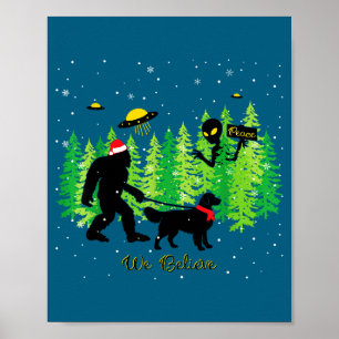 Golden Retriever Funny Bigfoot Christmas Alien Ufo Poster