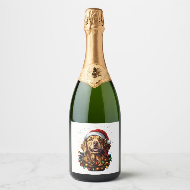 Golden Retriever Funny dog Christmas Santa Hat lig Sparkling Wine Label (Front)