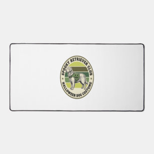 Golden Retriever Halloween Vintage Costume Badge_1 Desk Mat