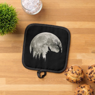 Golden Retriever On Mountain Spooky Halloween Moon Pot Holder