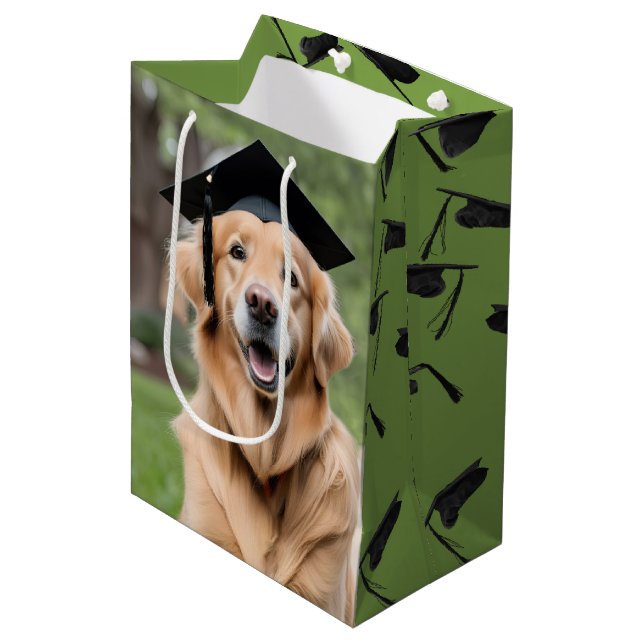 Golden Retriever Wearing Graduation Cap Medium Gift Bag (Front Angled)