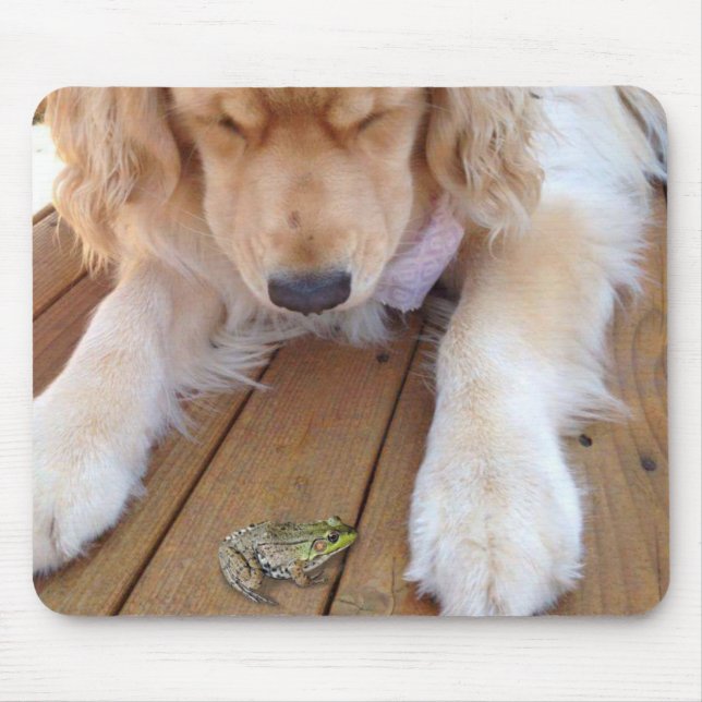 Golden Retriever With Frog Mouse Mat (Front)