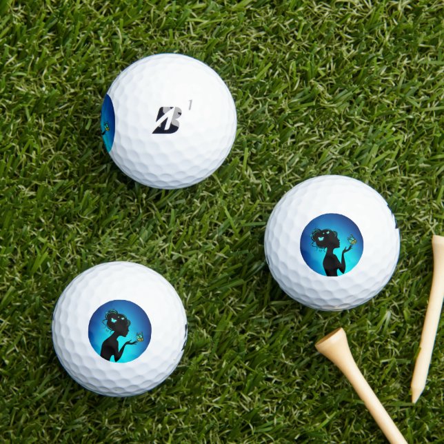 Golf Balls The woman butterflies blue (Insitu Grass)